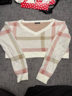 SHEIN Cream Plaid V-Neck Cropped Sweater - Pink & Tan